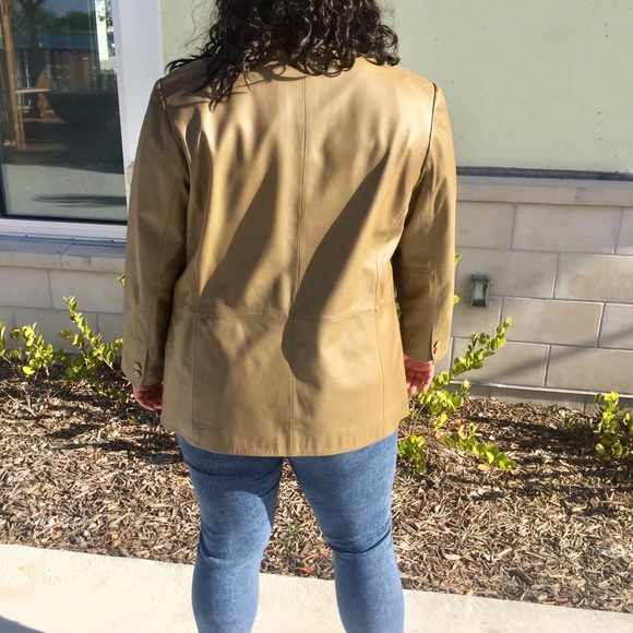 Leather jacket - Picture 4 of 6